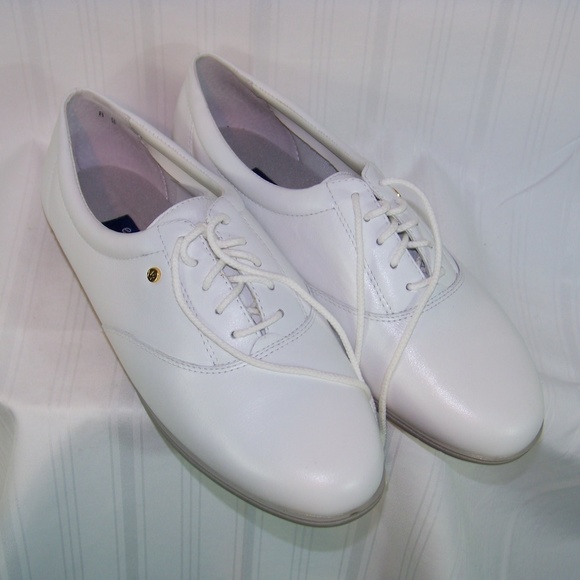 easy spirit anti gravity shoes